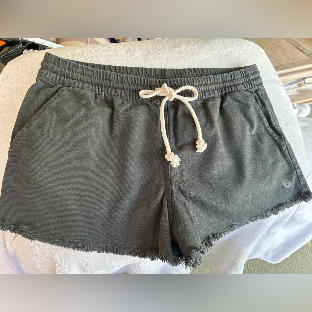 NWT Aerie Washed Black Elastic Waistband with Drawstring Shorts. Women’s Small